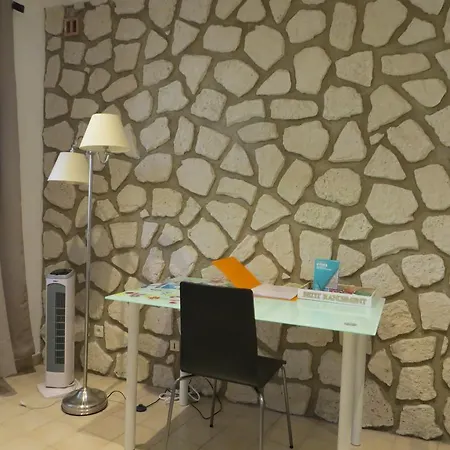 Le Barbacane * Hyères